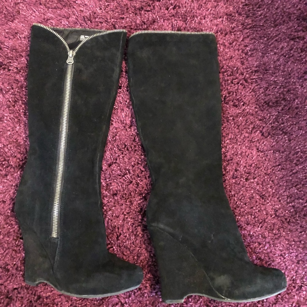 Mia Suede wedge boot